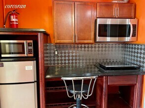 994 Park Pl in Brooklyn, NY - Building Photo - Building Photo