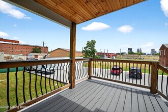 1537 W Market St in Louisville, KY - Building Photo - Building Photo