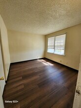 311 NW 14th St, Unit 311 NW 14th St in Pendleton, OR - Foto de edificio - Building Photo