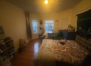 10 Pinkham Rd, Unit 2 in Medford, MA - Building Photo - Building Photo