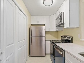 19 Harvest Way in Waterford, NY - Foto de edificio - Building Photo