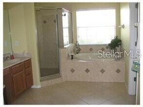 6122 39th Ct E in Bradenton, FL - Building Photo - Building Photo