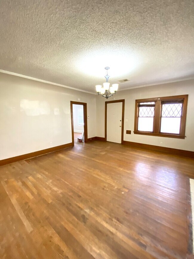 1129 NE 16th St in Oklahoma City, OK - Building Photo - Building Photo