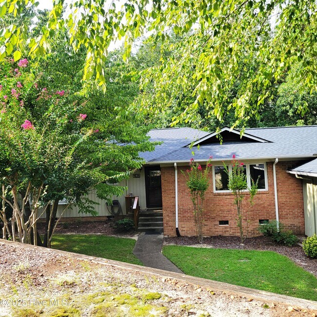 25 Garden Villa Dr in Southern Pines, NC - Building Photo - Building Photo