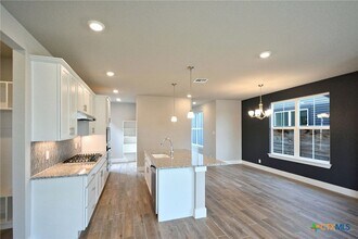 414 Alexander Ave in New Braunfels, TX - Building Photo - Building Photo