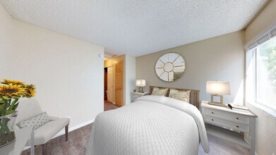 Crossroads in Concord, CA - Building Photo - Building Photo