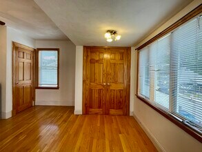 34 Westminster Ave in Watertown, MA - Building Photo - Building Photo