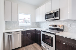 The Barclay Flats in Philadelphia, PA - Building Photo