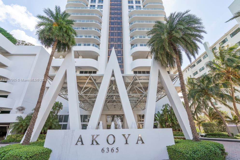 6365 Collins Ave, Unit 3309 in Miami, FL - Foto de edificio