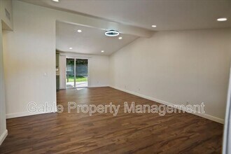 19126 Fairweather St in Santa Clarita, CA - Building Photo - Building Photo