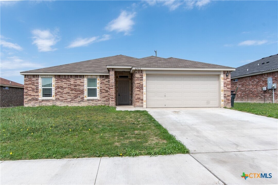 6903 Oliver Loving Dr in Killeen, TX - Building Photo