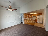 4917 Travertine Cir in Sacramento, CA - Foto de edificio - Building Photo