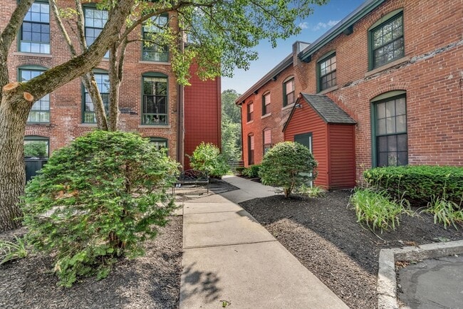 property at 14 Sanford St