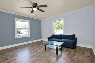 307 Faison Ave in Fayetteville, NC - Foto de edificio - Building Photo