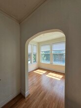 2606 W Argyle St, Unit 2 in Chicago, IL - Building Photo - Building Photo
