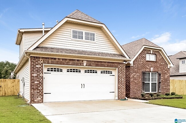 212 Falling Waters Way in Alabaster, AL - Building Photo - Building Photo