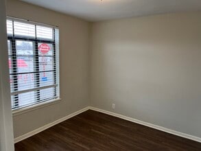 2900 Orchard Lake Rd, Unit 3 in Keego Harbor, MI - Building Photo - Building Photo