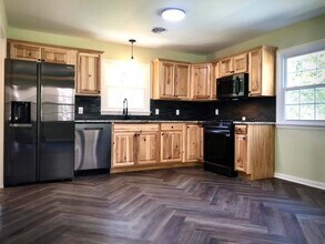 32115 Johnson Rd in Salisbury, MD - Foto de edificio - Building Photo