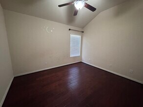 25023 McBride Dr in San Antonio, TX - Building Photo - Building Photo
