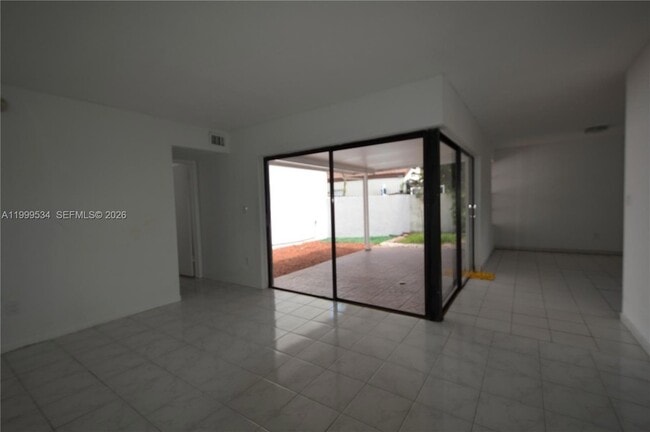 9711 NW 4th Ln, Unit 9711 in Miami, FL - Building Photo - Building Photo