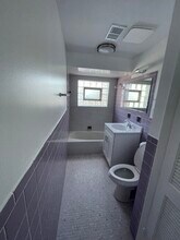 3201 N Long Ave, Unit 2S in Chicago, IL - Building Photo - Building Photo