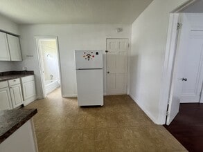 20 E Ave B in Melbourne, FL - Building Photo - Building Photo