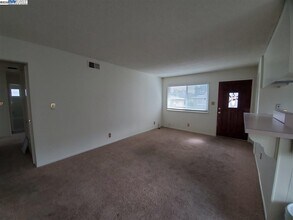 2255 Segundo Ct in Pleasanton, CA - Building Photo - Building Photo