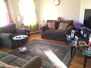 10 Buckley Ave-Unit -Apt 2 in Boston, MA - Building Photo - Building Photo