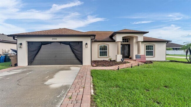 property at 2000 Country Manor St