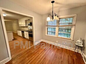 313 Myles Ave in Columbia, SC - Foto de edificio - Building Photo