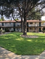 8174 Kelton Dr in Gilroy, CA - Building Photo