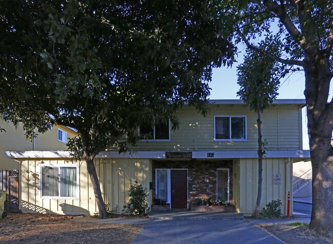 Marina Hall in San Jose, CA - Building Photo - Building Photo