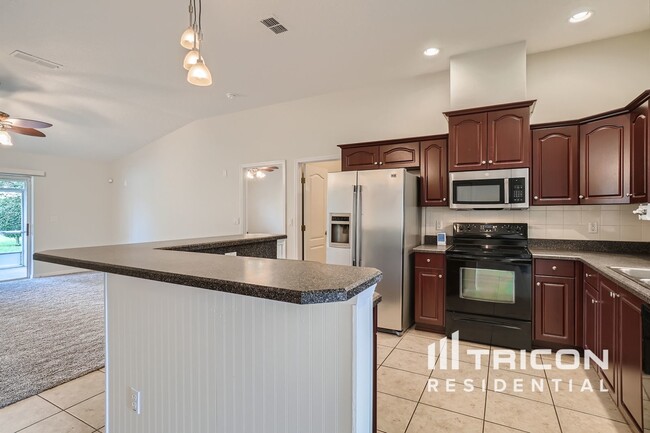 property at 452 Kettering Rd
