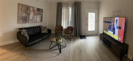 8420 Byron Ave in Miami Beach, FL - Building Photo - Building Photo