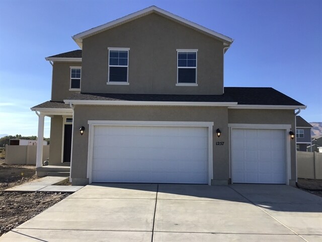 1257 Ranch Cir in Saratoga Springs, UT - Building Photo
