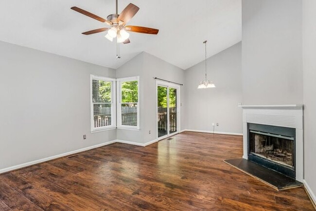 3909 King Edward Ct in Greensboro, NC - Building Photo - Building Photo