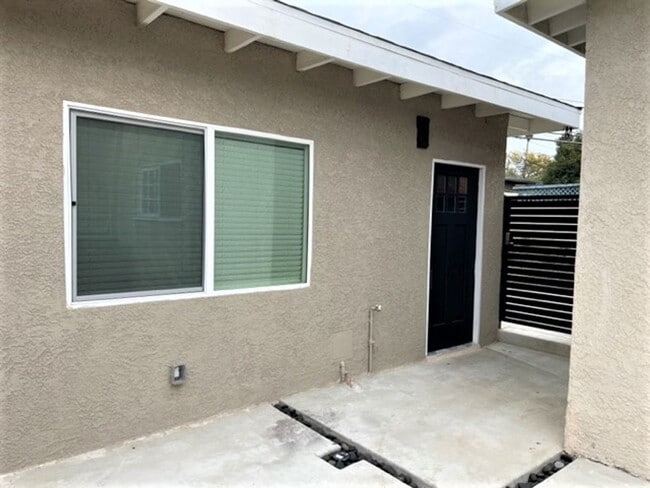 property at 5123 E Killdee St