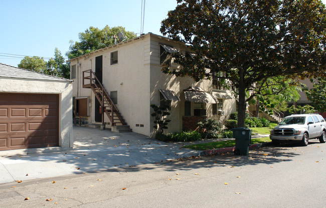 1467 E Broadway in Glendale, CA - Building Photo - Building Photo