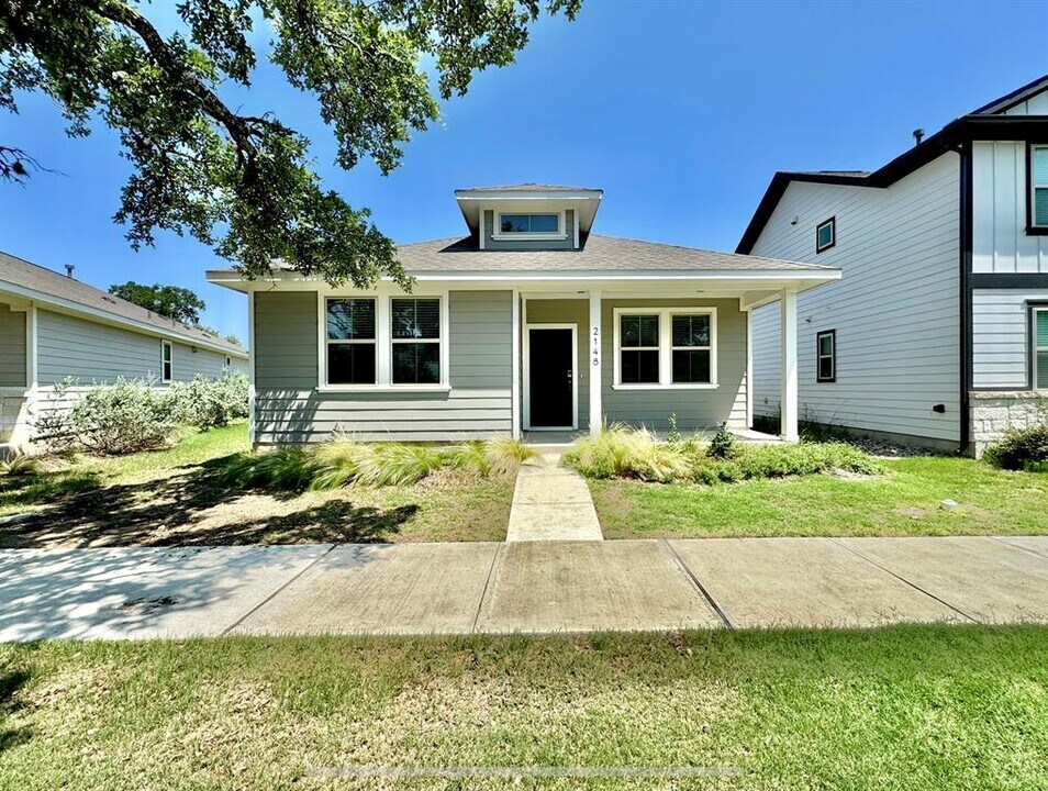 2148 Pecan Island Dr in Leander, TX - Building Photo