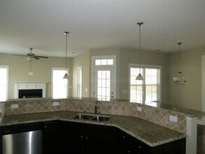 411 Wolfe Ln in Hubert, NC - Building Photo - Building Photo