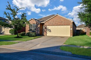 15406 Key Crest Ln in Cypress, TX - Building Photo
