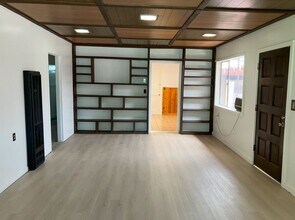 820 Lone Palm Ave in Modesto, CA - Building Photo - Building Photo