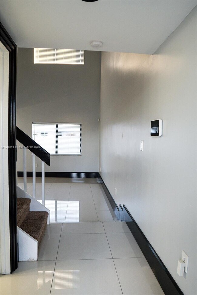 14318 SW 176th Ter in Miami, FL - Building Photo - Building Photo