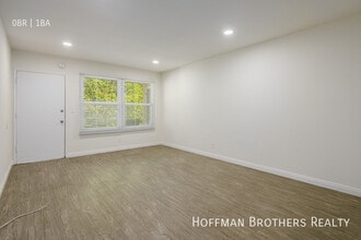 2001 Beachwood Dr in Los Angeles, CA - Building Photo - Building Photo