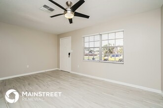 11440 Fox Run in Port Richey, FL - Foto de edificio - Building Photo