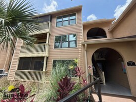 1401 S Palmetto Ave in Daytona Beach, FL - Building Photo