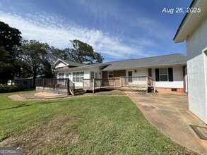 2155 Atlanta Hwy SE in Statham, GA - Building Photo - Building Photo