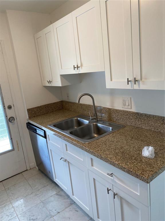 500 E Country Club Cir in Plantation, FL - Building Photo - Building Photo