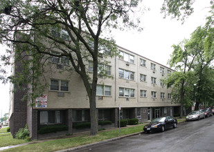 2342-2352 W Touhy Ave in Chicago, IL - Building Photo - Building Photo