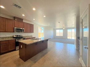 4427 Andrea Dr in Merced, CA - Building Photo - Building Photo
